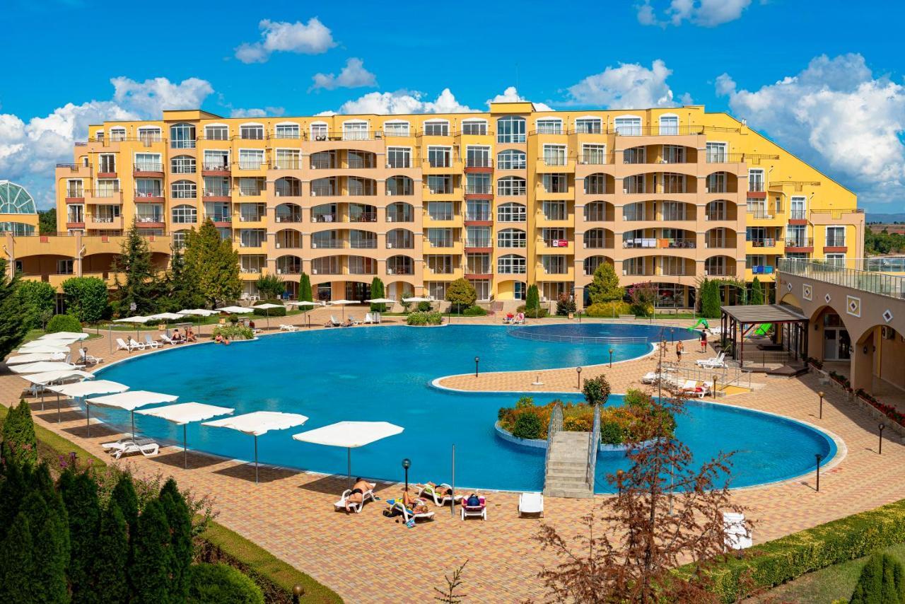 Menada Grand Resort Apartments Aheloy Exterior photo