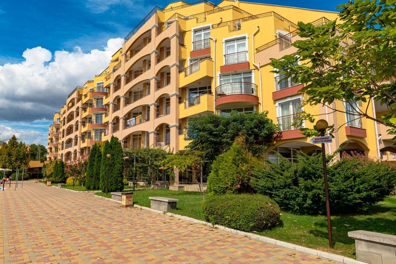 Menada Grand Resort Apartments Aheloy Exterior photo
