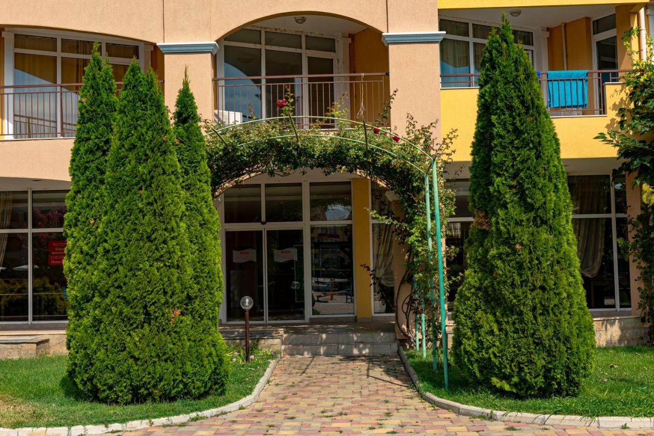 Menada Grand Resort Apartments Aheloy Exterior photo