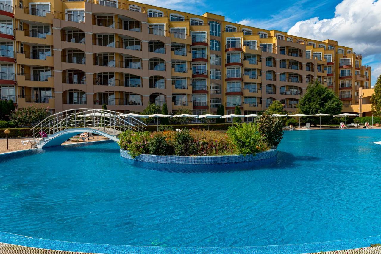 Menada Grand Resort Apartments Aheloy Exterior photo
