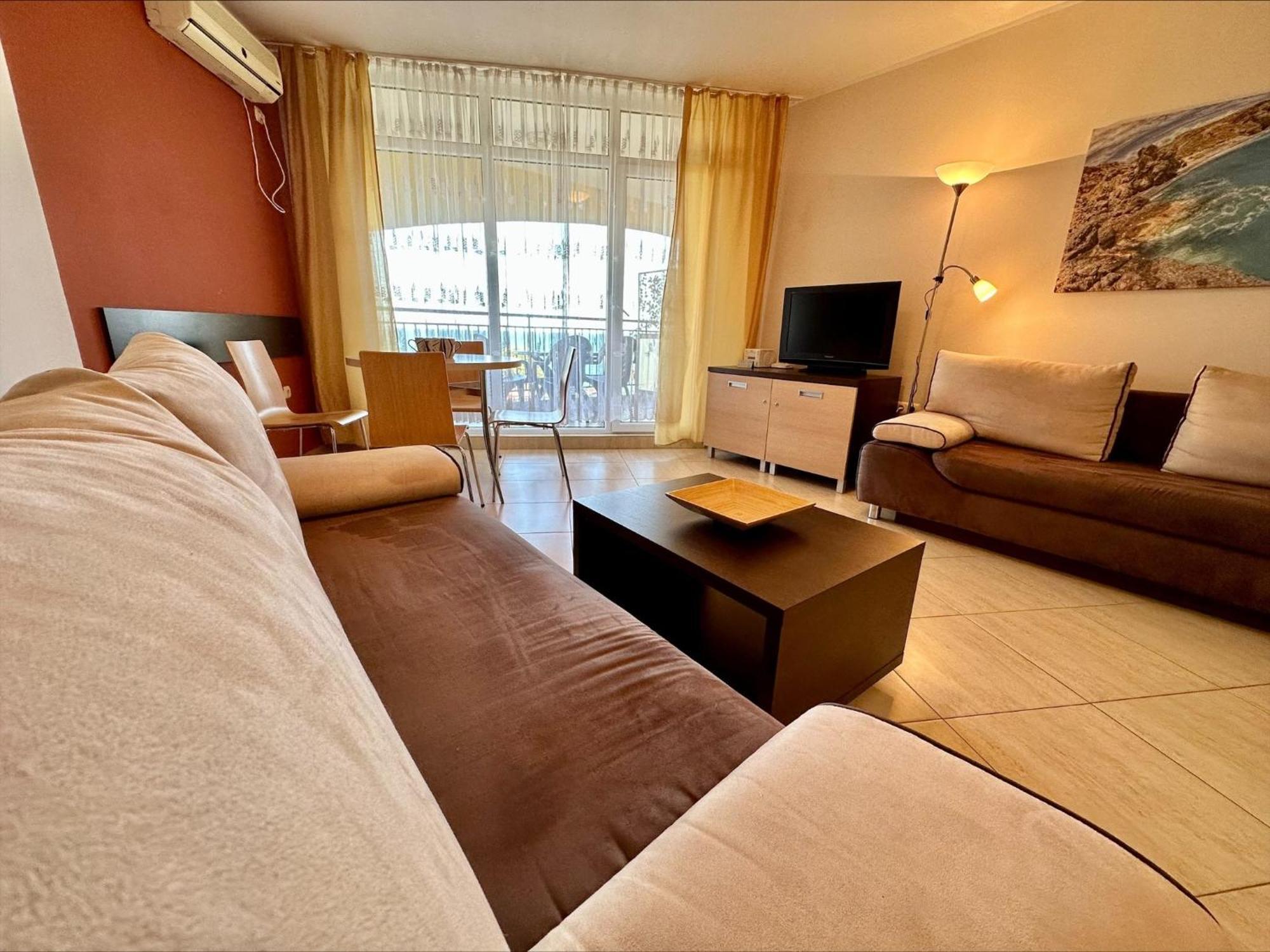 Menada Grand Resort Apartments Aheloy Exterior photo