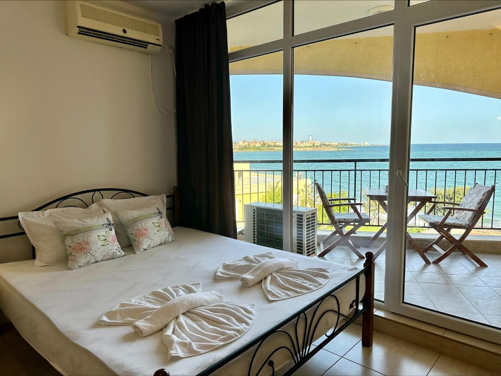 Menada Grand Resort Apartments Aheloy Room photo