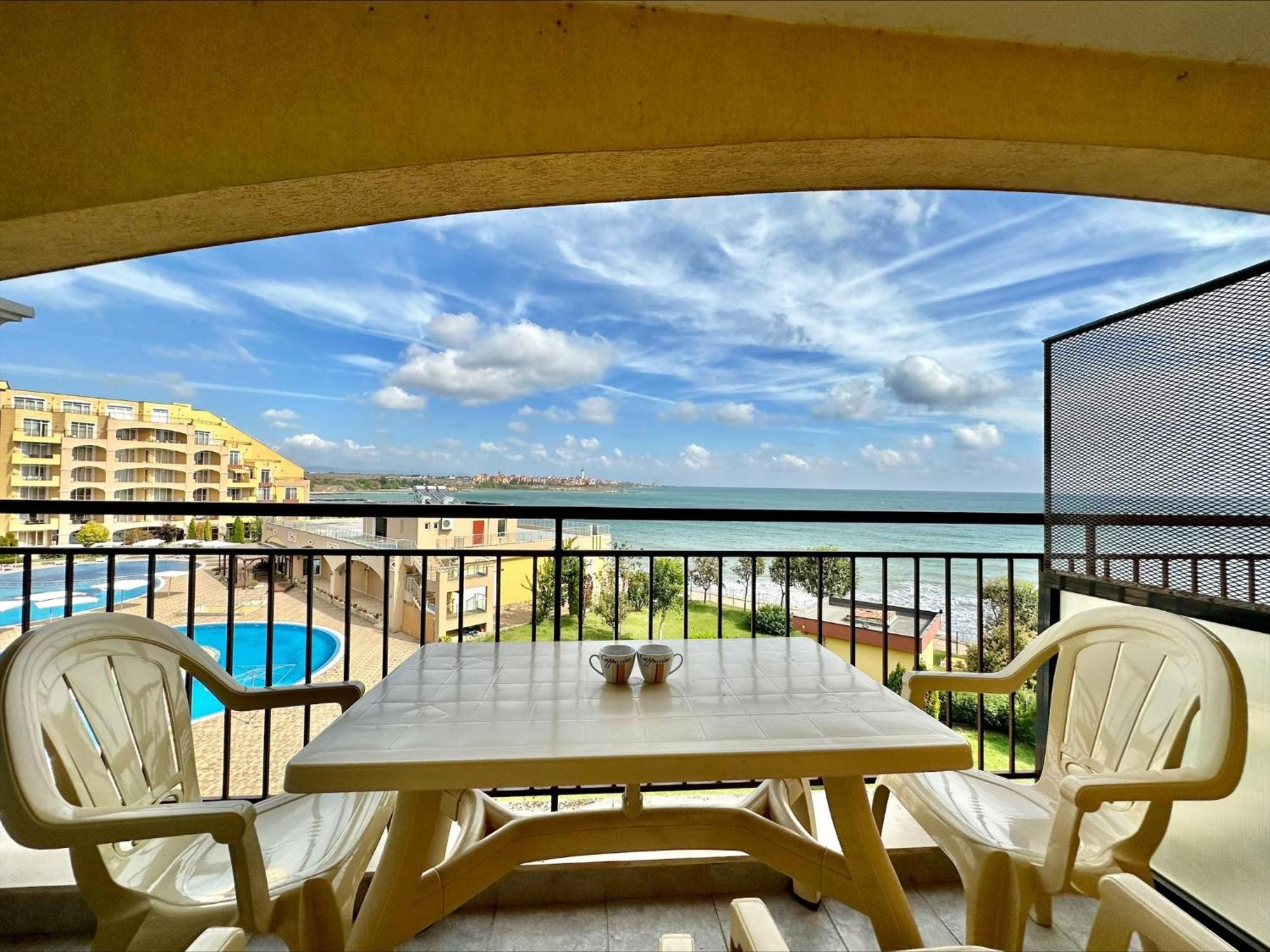 Menada Grand Resort Apartments Aheloy Room photo
