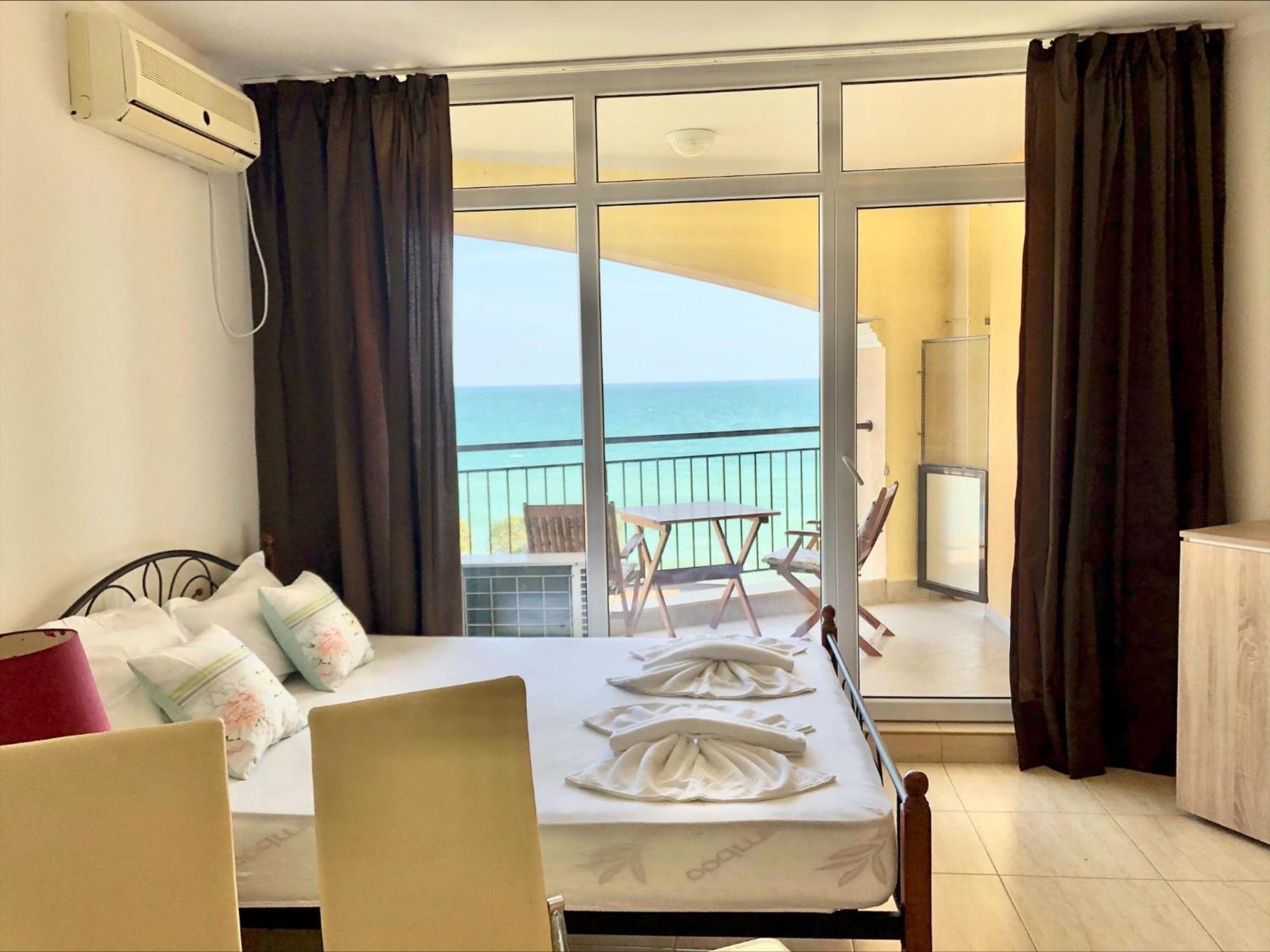 Menada Grand Resort Apartments Aheloy Room photo